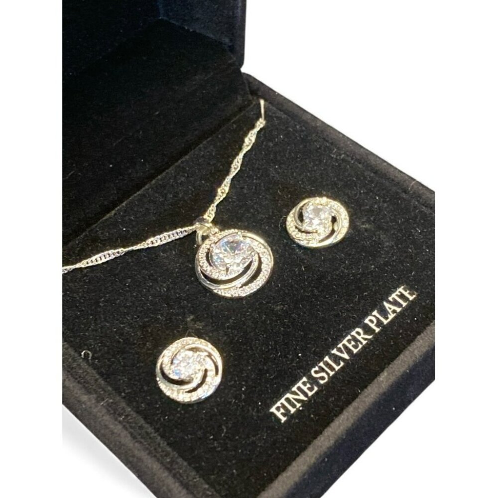 Silver Plate Necklace & Earring Set Crystal Accents -233